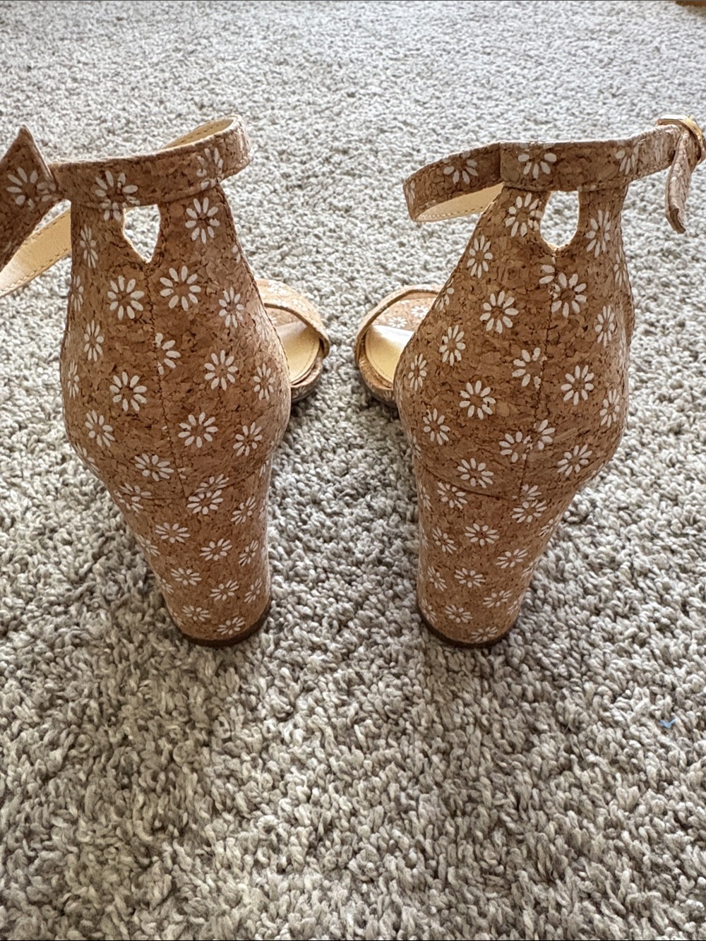 Jessica Simpson Heels - Picture 3 of 5